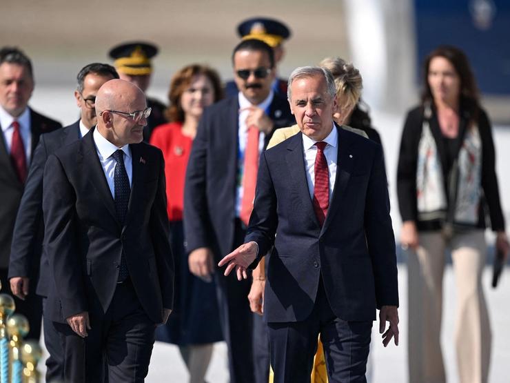 Canadian Prime Minister Mark Carney and Turkish Treasury and Finance Minister Mehmet Şimşek.