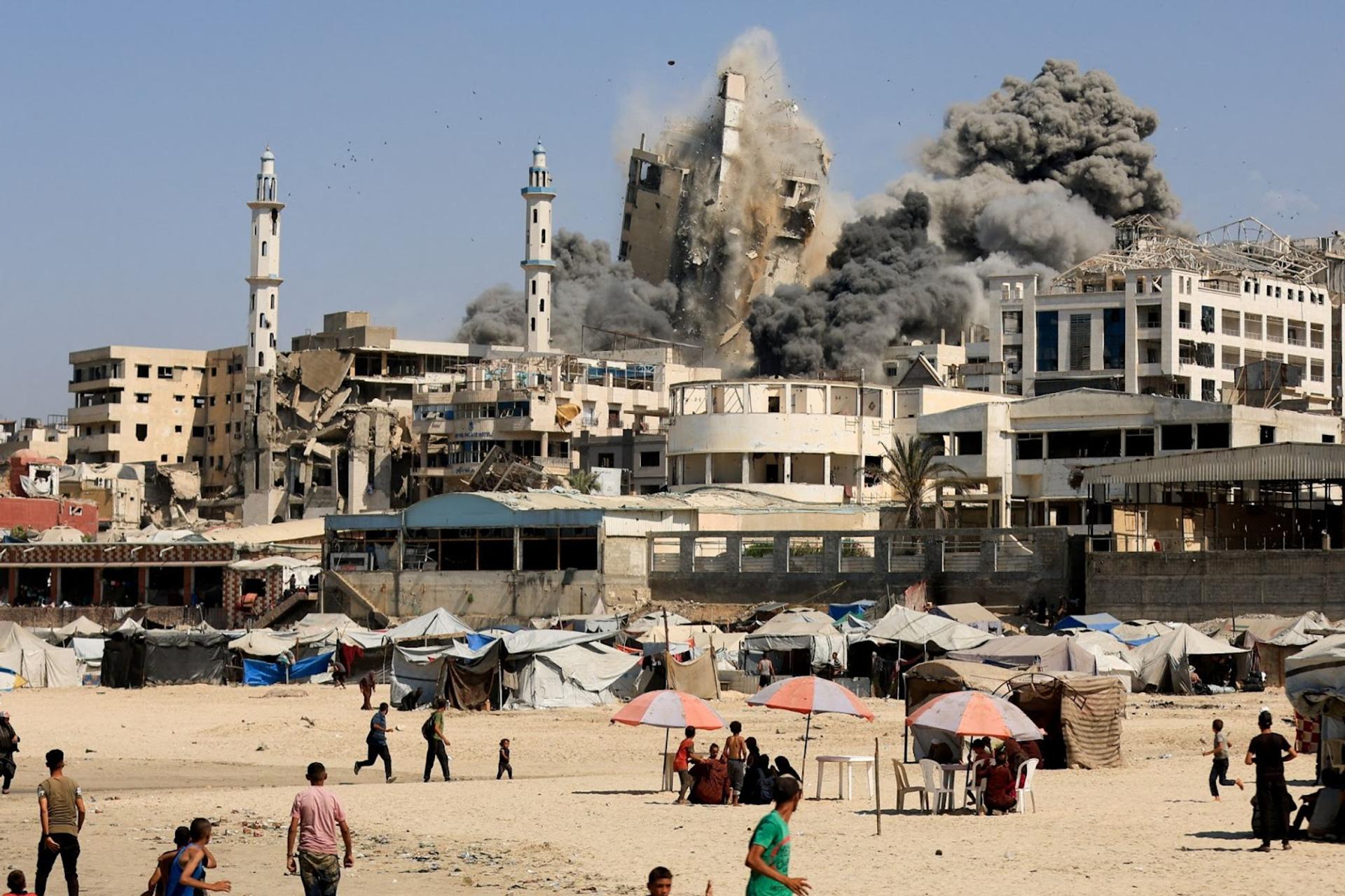 A building collapsing in Gaza City.
