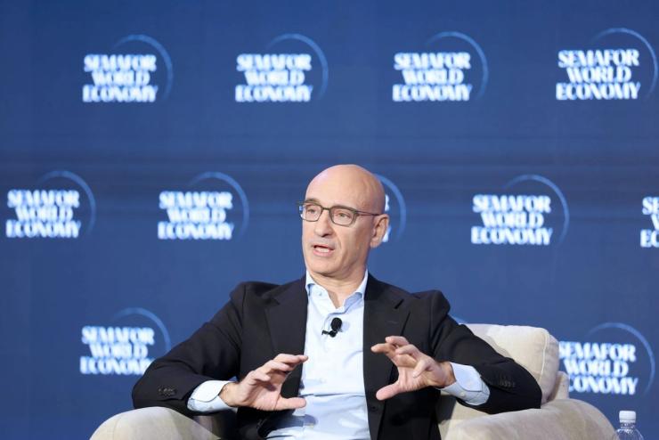 Omar Abbosh speaking at Semafor World Economy.