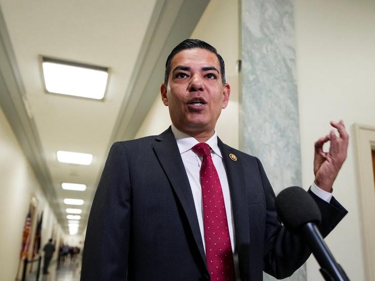 Representative Robert Garcia