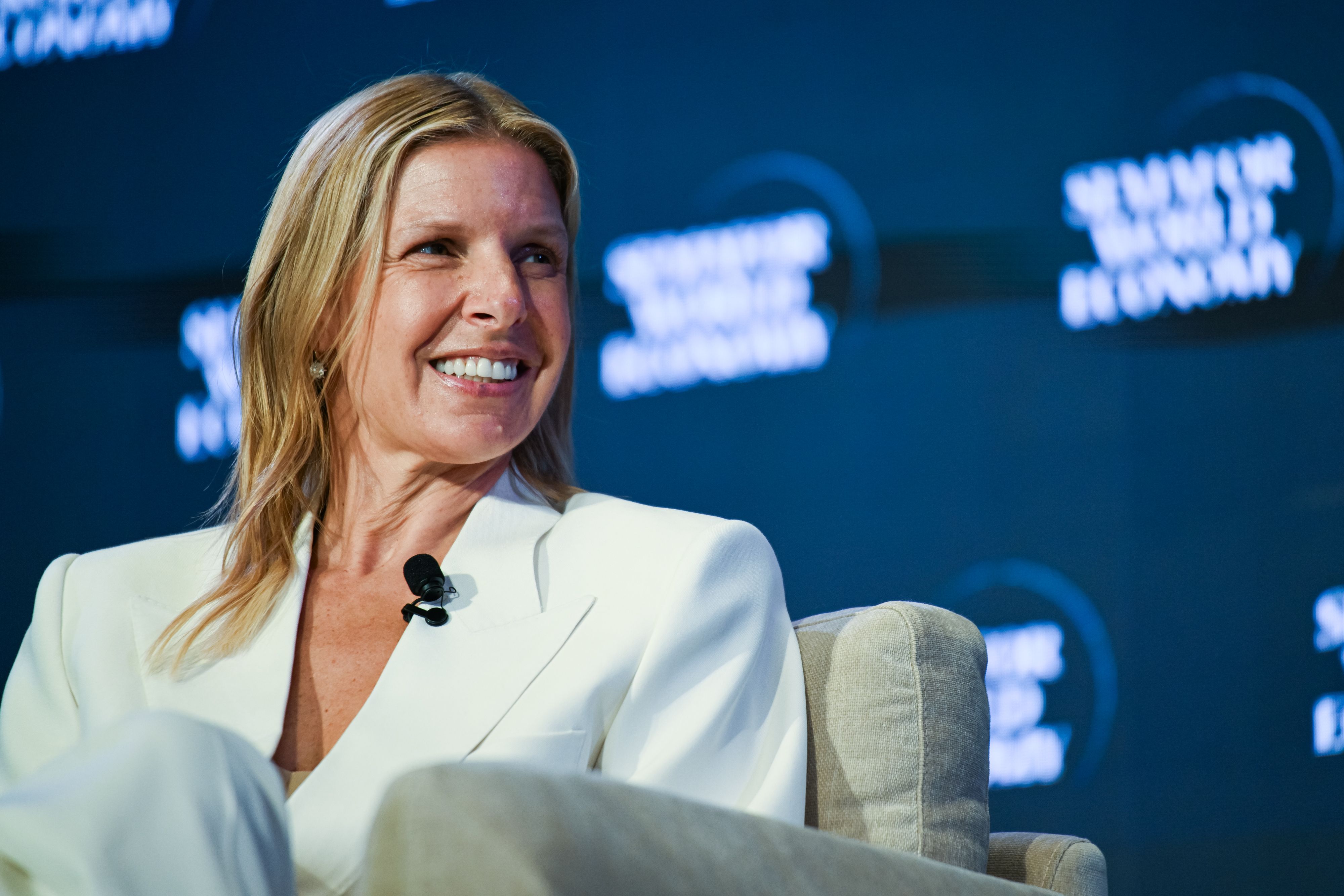 Caryn Seidman Becker