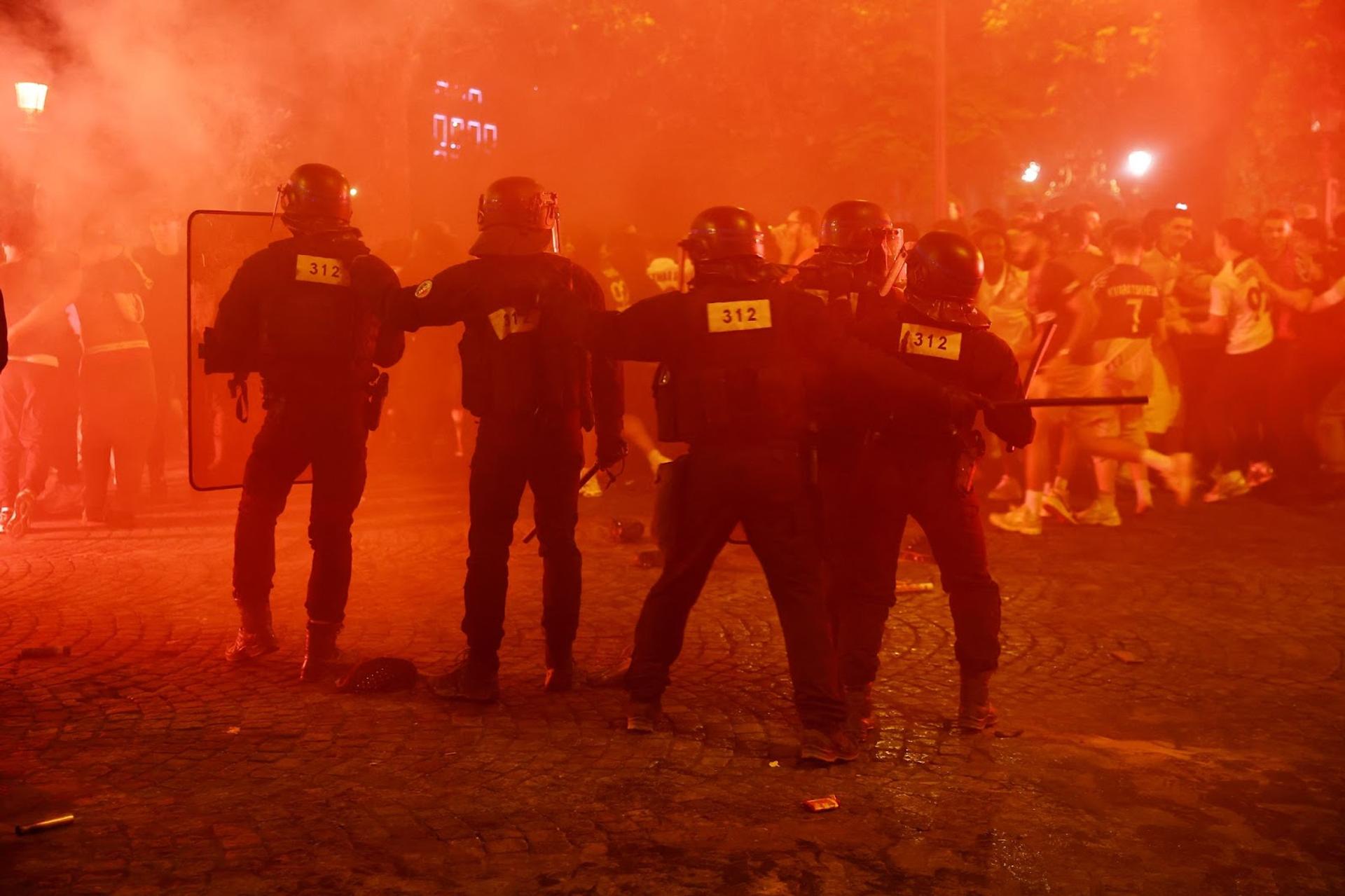 The clashes along the Champs Elysees