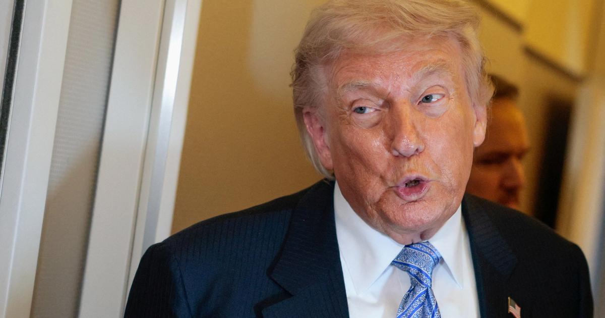 Exclusive / Trump backs down from requiring banks to collect citizenship information