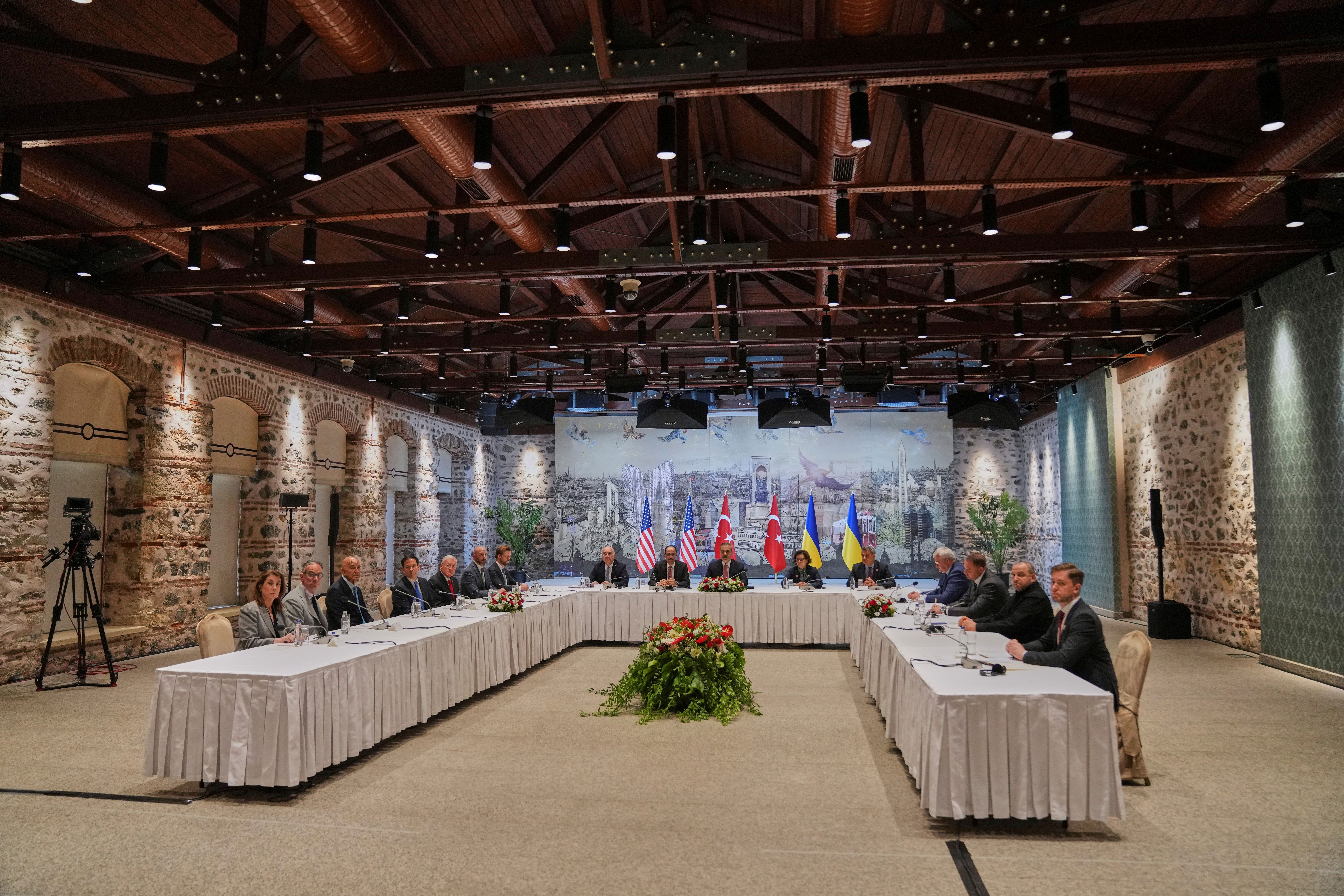 Delegations from U.S, led by U.S. Secretary of State Marco Rubio, Turkey, led by Turkish Foreign Minister Hakan Fidan, and Ukraine, led by Ukraine’s Minister of Foreign Affairs Andrii Sybiha and Ukraine’s Defence Minister Rustem Umerov, gather for a meeting at Dolmabahce palace, in Istanbul, Turkey, May 16, 2025. 