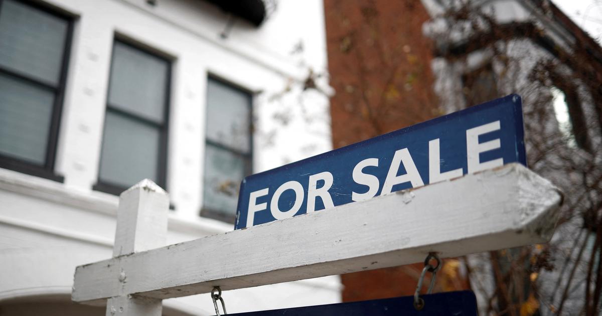 Fewer Americans see themselves buying homes, poll finds