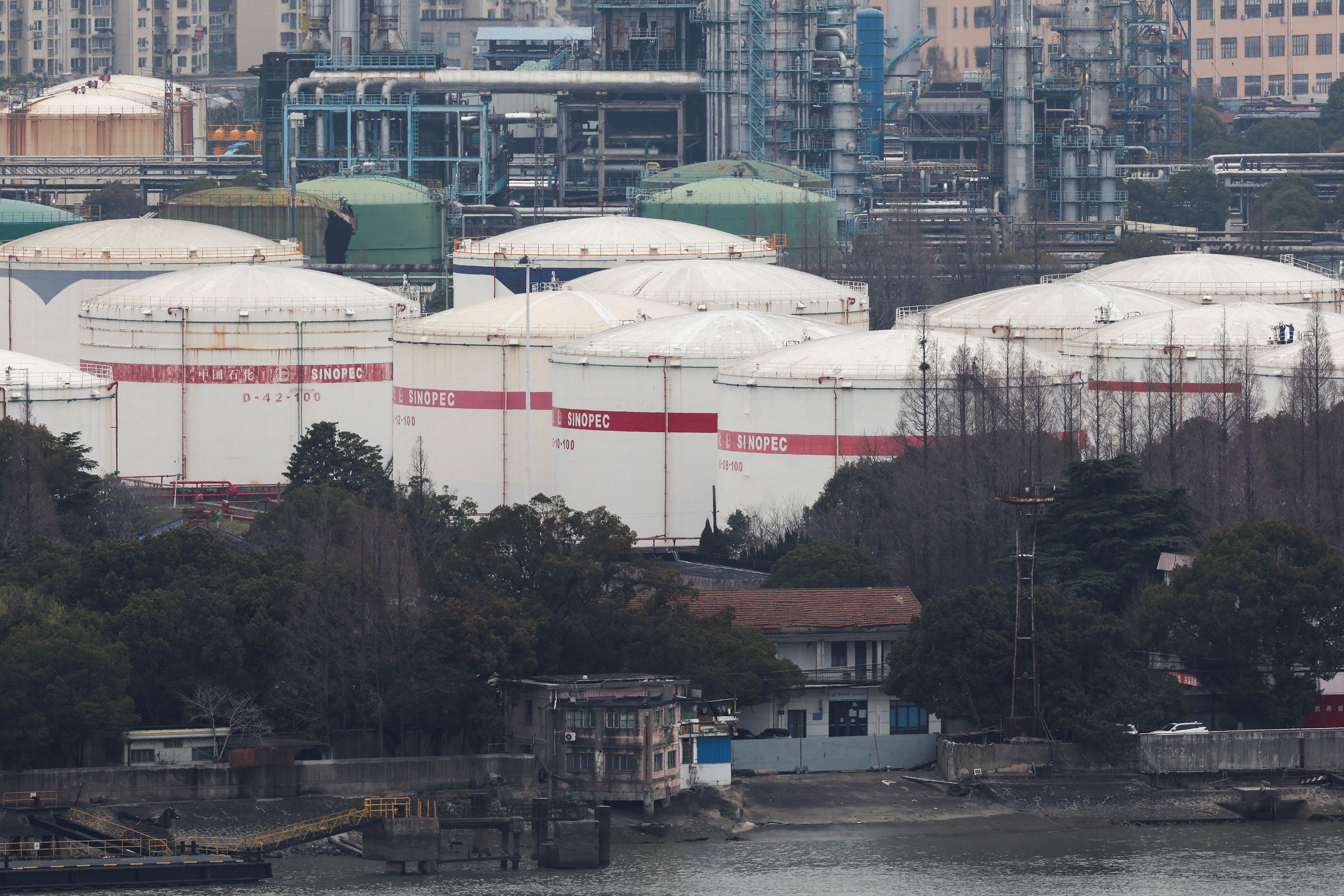 Sinopec tanks