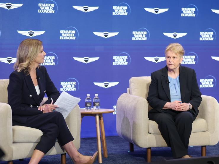 (L-R) Christine Romans (Senior Business Correspondent - NBC News) and Vicki Hollub (President and CEO - Occidental Petroleum) speak on stage during Semafor World Economy 2026 on April 14, 2026 in Washington, DC.