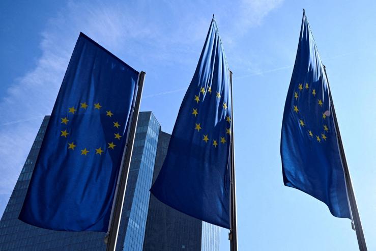 EU flag.