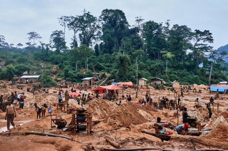 Congolese artisanal miners in the Democratic Republic of Congo
