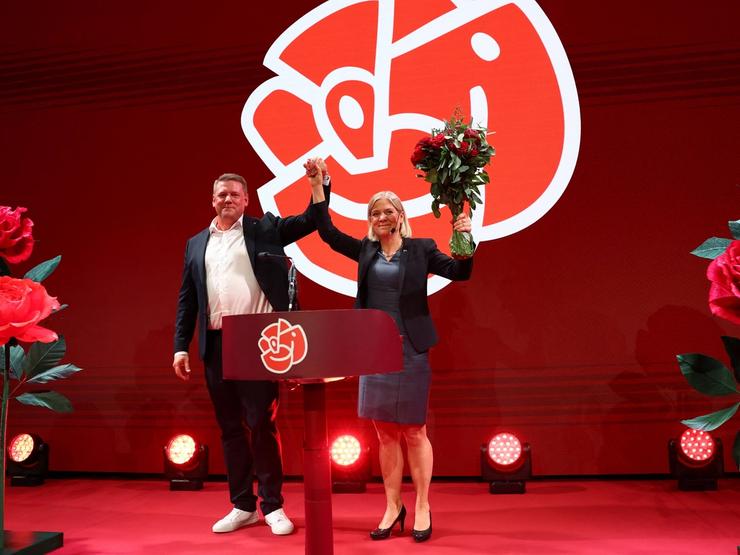 Leader of the opposition and the Swedish Social Democratic Party Magdalena Andersson and Party Secretary Tobias Baudin.