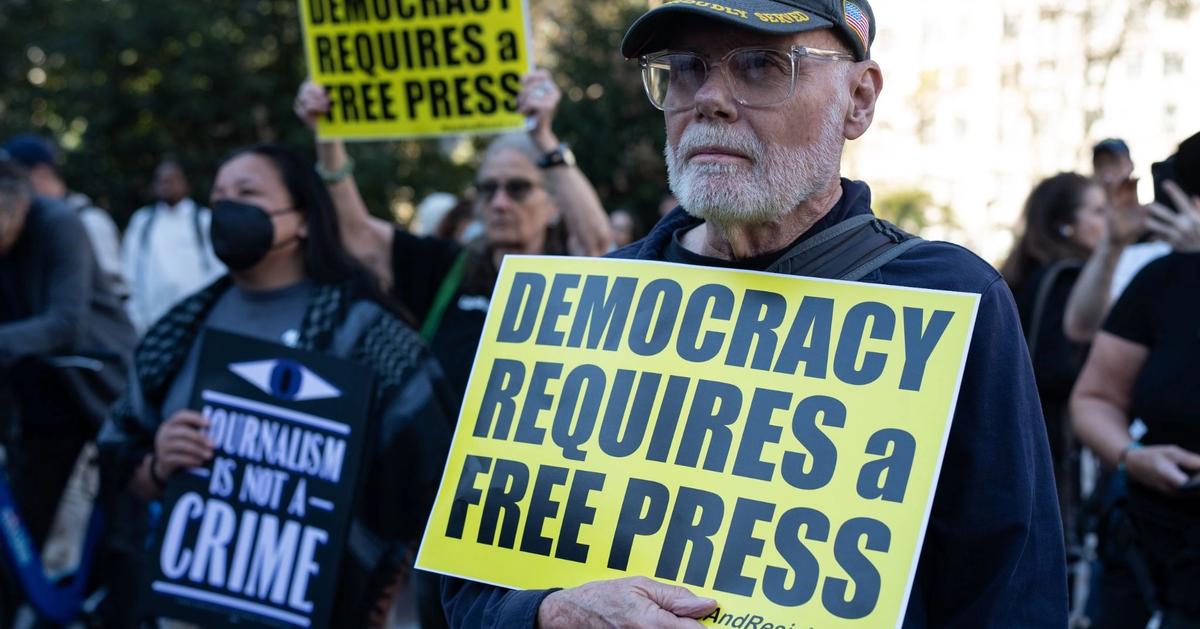 Press Protest US journalists protest over Pentagon press crackdown | Semafor