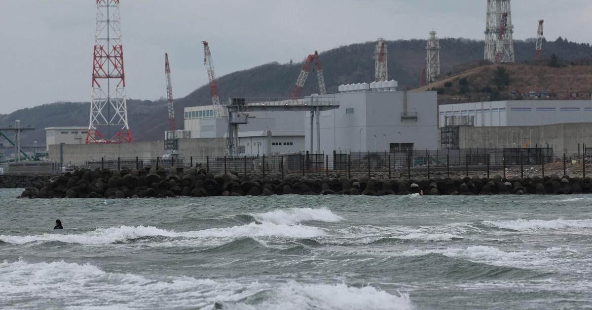 Japan to reopen worldâs largest nuclear reactor