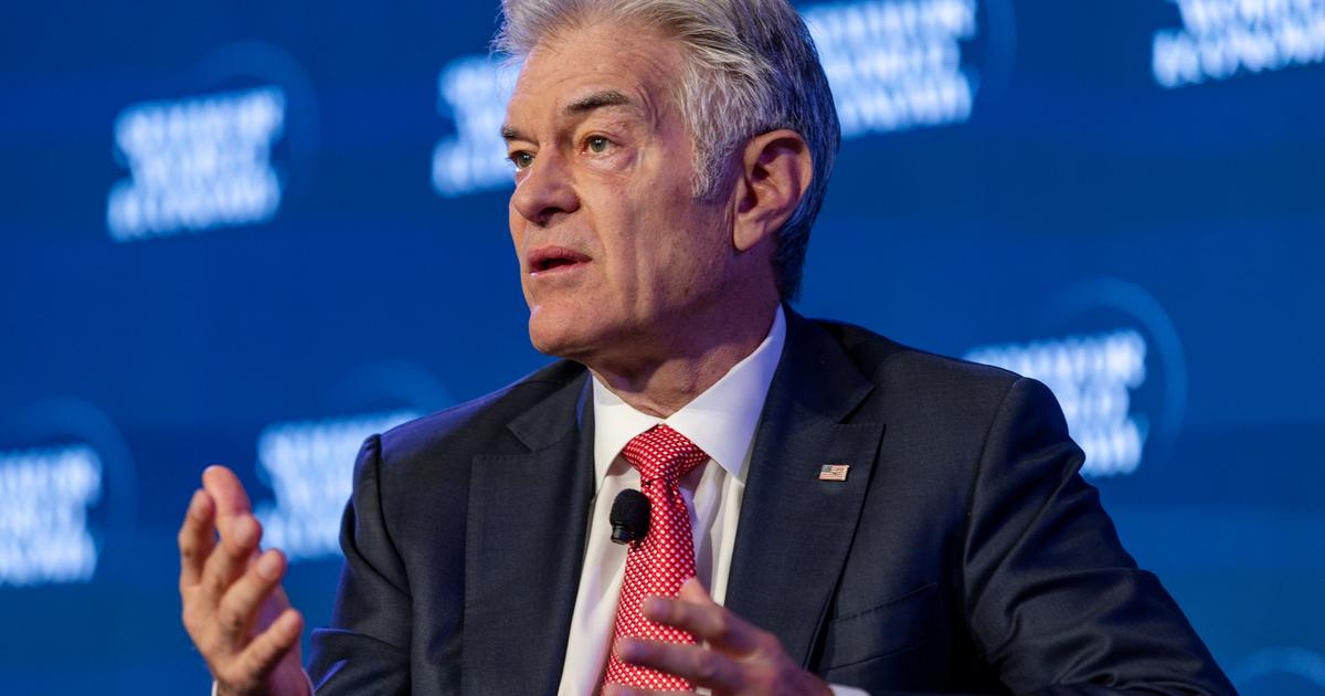 Dr. Oz says AI in health care is a workforce upgrade instead of job threat