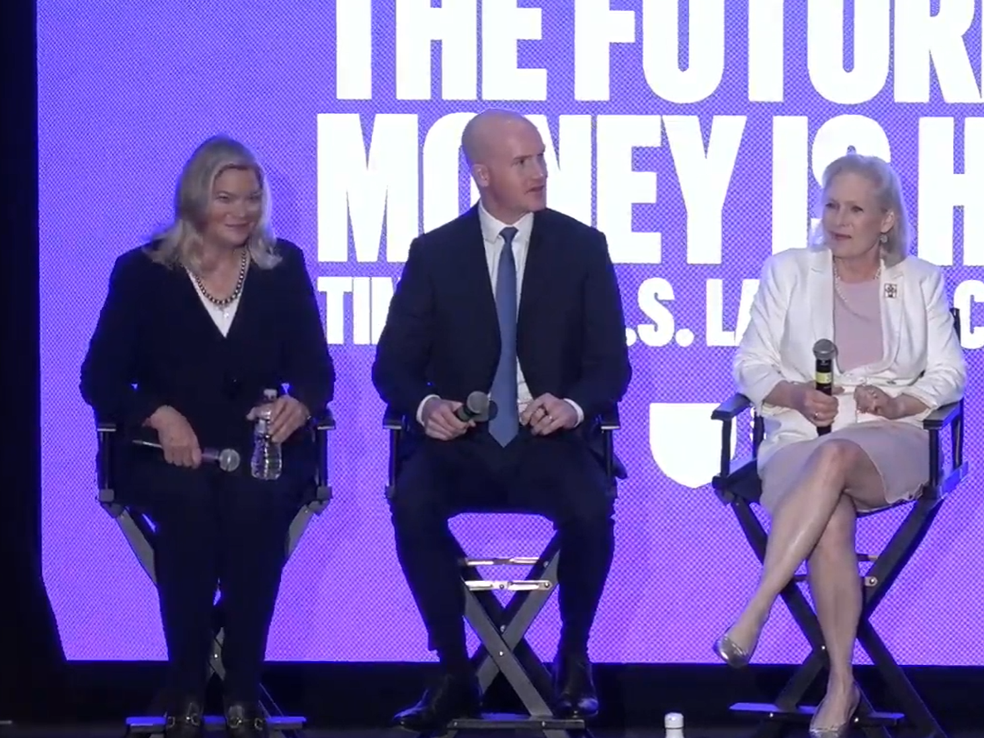 Cynthia Lummis, Brian Armstrong and Kirsten Gillibrand 