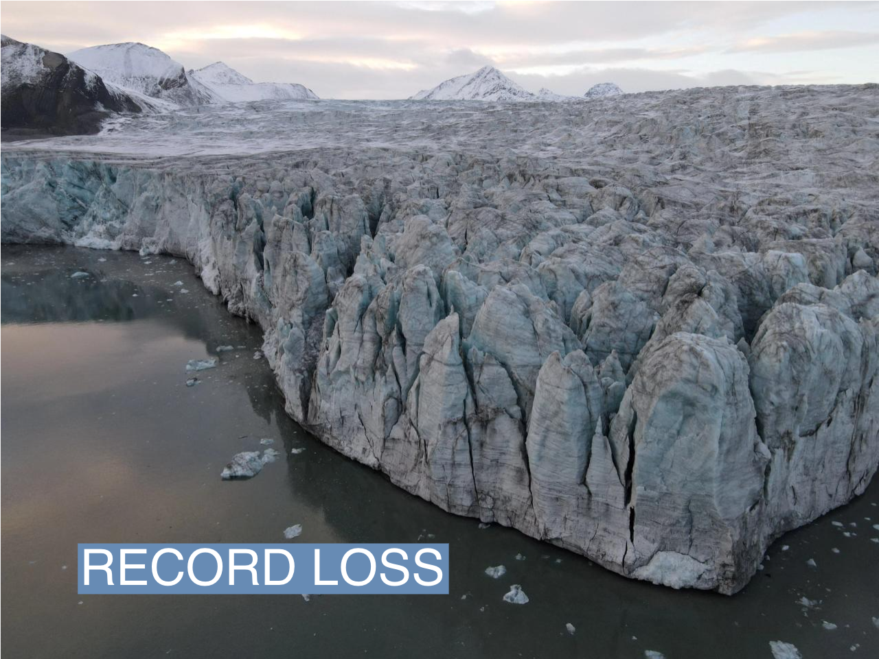 A view of the Esmarkbreen glacier on Spitsbergen island, part of the Svalbard archipelago in northern Norway, September 24, 2020. Picture taken with a drone on September 24, 2020. REUTERS/Natalie Thomas/File Photo