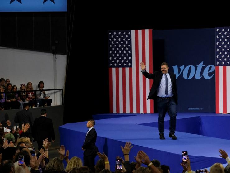 Ben Wikler, the chair of the Democratic Party of Wisconsin, campaigns for Democratic presidential nominee and U.S. Vice President Kamala Harris in Madison, Wisconsin, U.S. October 22, 2024.