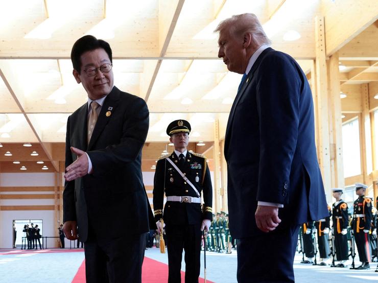 South Korean President Lee Jae Myung and Donald Trump.