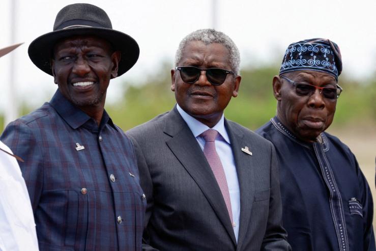 Kenya’s President William Ruto, Aliko Dangote and former Nigerian President Olusegun Obasanjo.