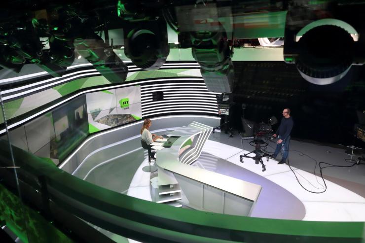 The news studio at RT France.