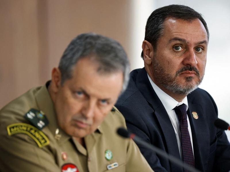 Brazil's General Director of the Federal Police Andrei Rodrigues and Army commander General Tomas Miguel Mine Ribeiro Paiva look on during a press conference at the Planalto Palace in Brasilia, Brazil, November 1, 2023. REUTERS/Adriano Machado