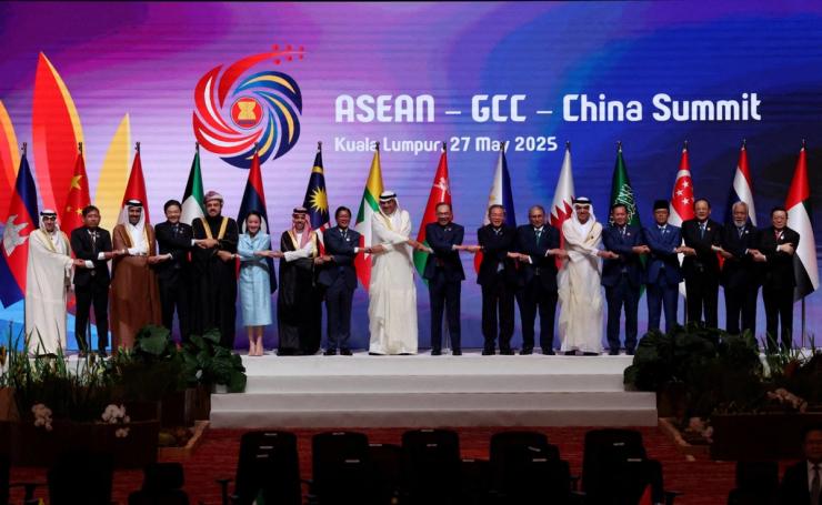 A group photo of leaders attending the ASEAN-GCC-China Summit at the Kuala Lumpur Convention Centre in Kuala Lumpur, Malaysia, May 27, 2025.