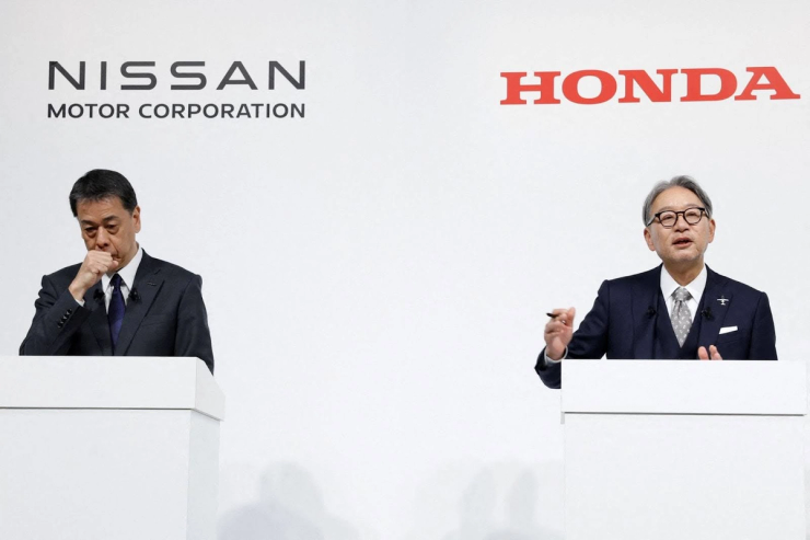 The heads of Nissan and Honda.