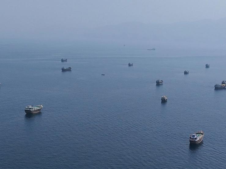Vessels in the Strait of Hormuz