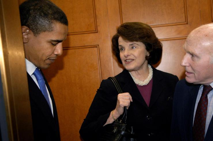 U.S. Senators (L-R) Barack Obama (D-IL), Dianne Feinstein (D-CA) and Herb Kohl (D-WI) leave the Senate floor after a vote over ending debate on a House resolution that opposes President George W. Bush’s decision to send 21,500 more troops to Iraq, at the U.S. Capitol in Washington February 17, 2007. REUTERS/Jonathan Ernst/File Photo