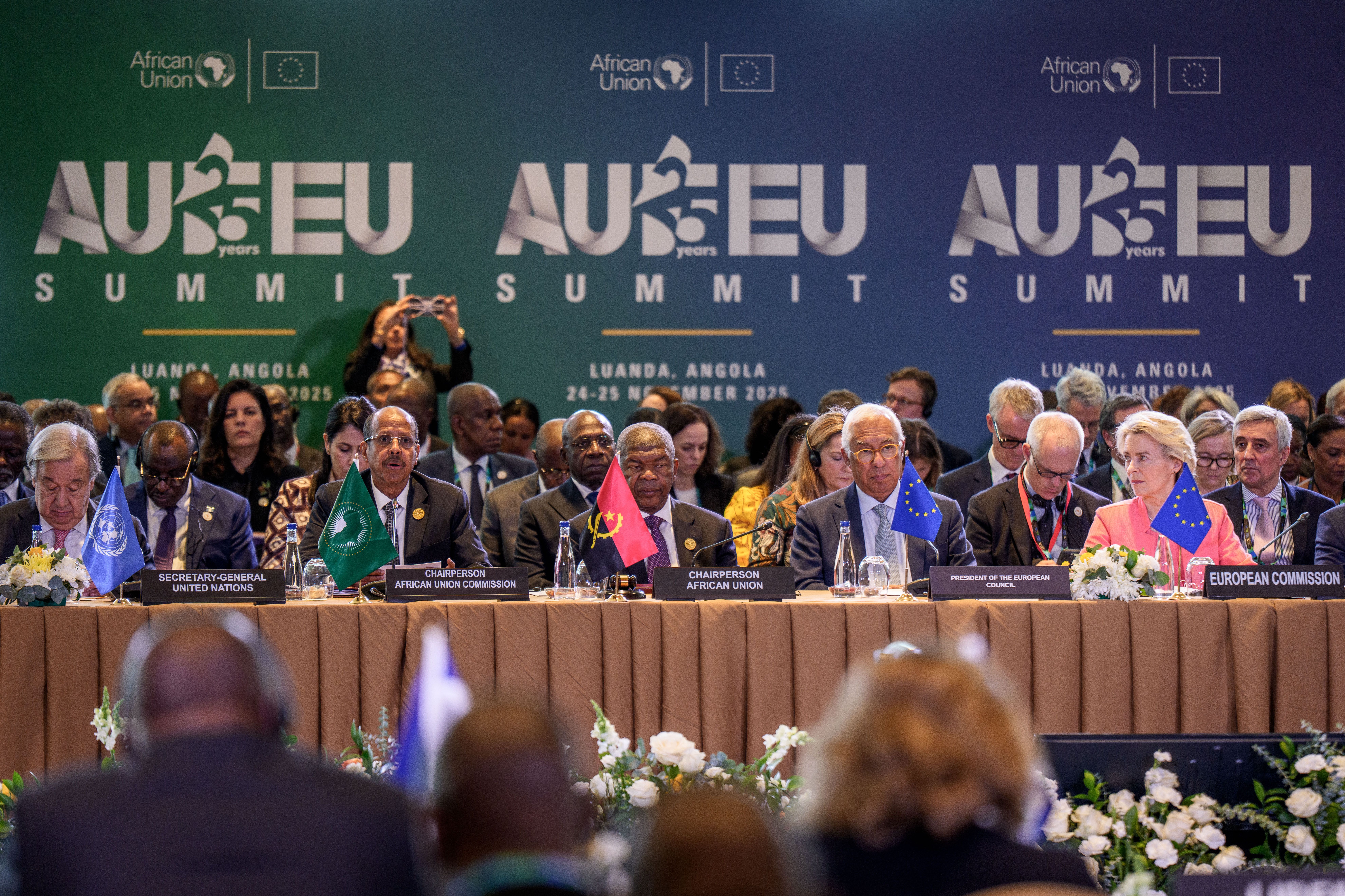 Ursula von der Leyen (l-r), President of the European Commission, António Costa, President of the European Council, João Goncalves Lourenço, President of Angola and Chair of the African Union (AU), Mahmoud Ali Youssouf, AU Commission President, and Antònio Guterres, UN Secretary-General, sit at the EU-Africa Summit. 