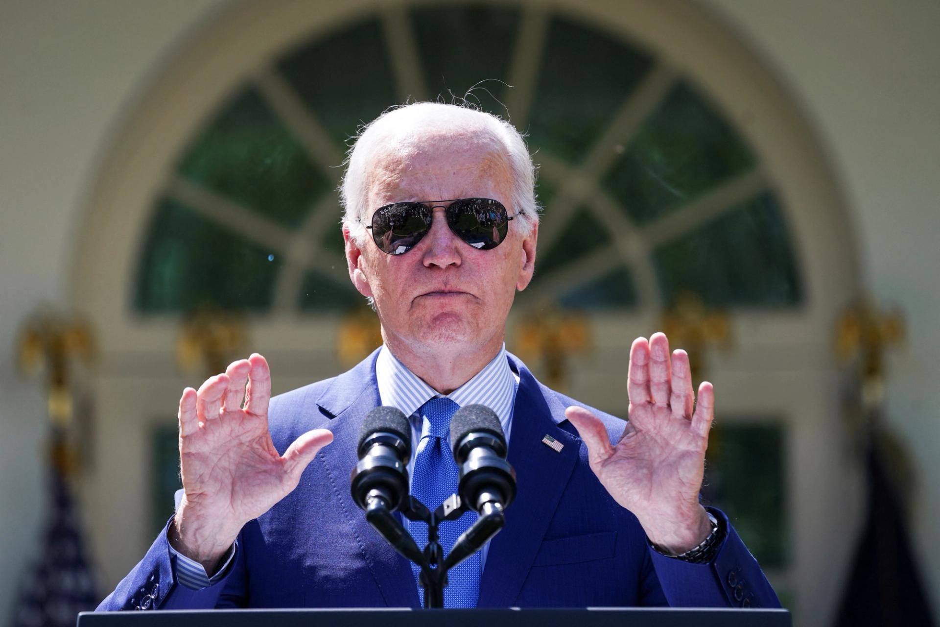 U.S. President Joe Biden delivers remarks on "actions to advance environmental justice" prior to signing an executive order in the Rose Garden at the White House in Washington, U.S., April 21, 2023. REUTERS/Kevin Lamarque
