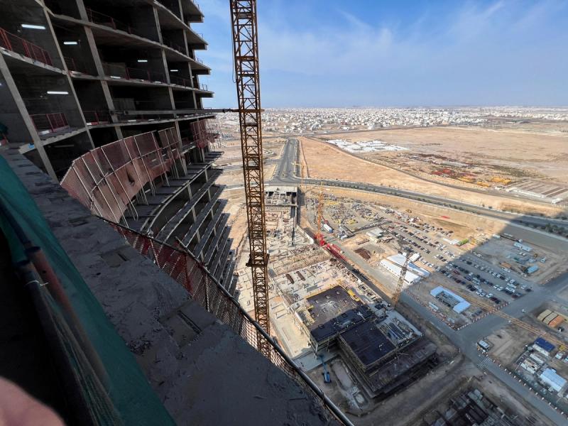 semafor.com - Manal Albarakati - Gulf construction boom pauses amid Iran war