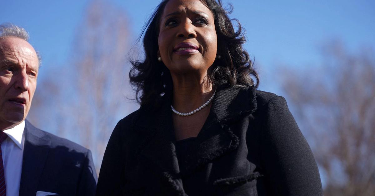 US Supreme Court skeptical over Trumpâs attempt to fire Fedâs Lisa Cook