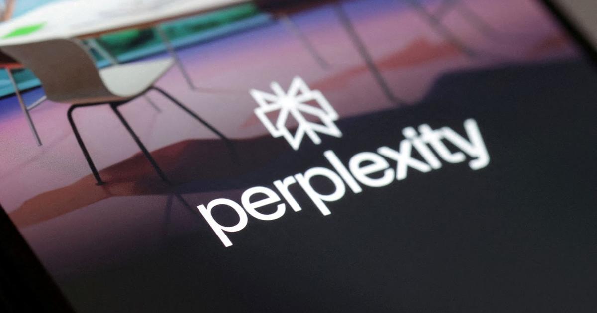 Runaway AI fundraising sparks bubble fears