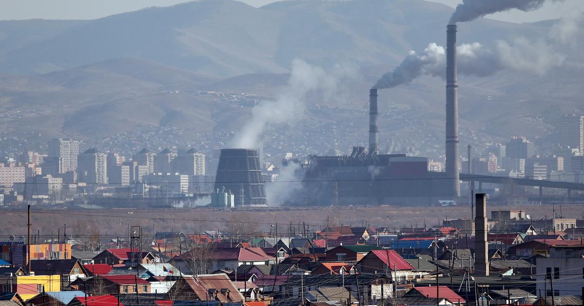 Sixty nations agree to landmark climate accord