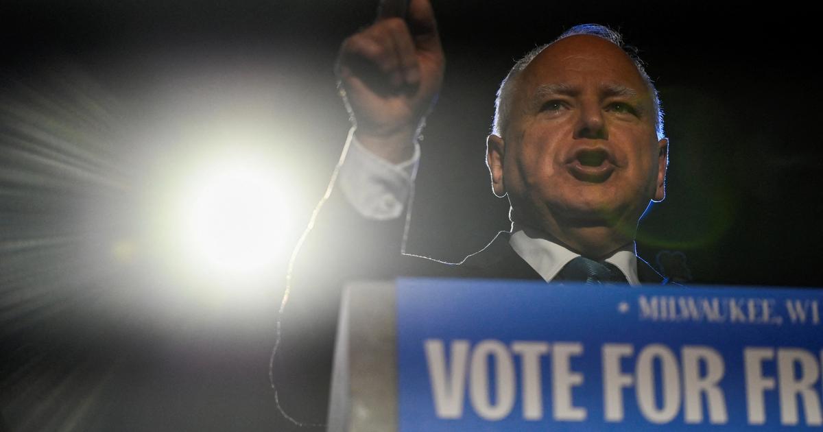Democrats rage at each other as party favorability hits all-time low ...