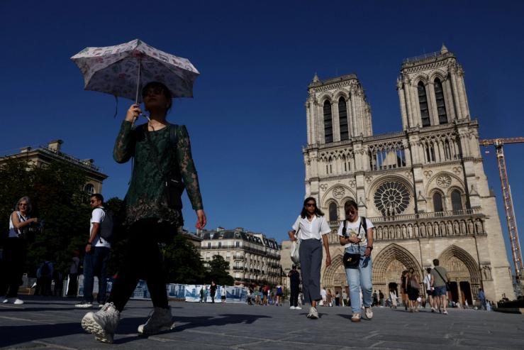 Heatwave in Paris.