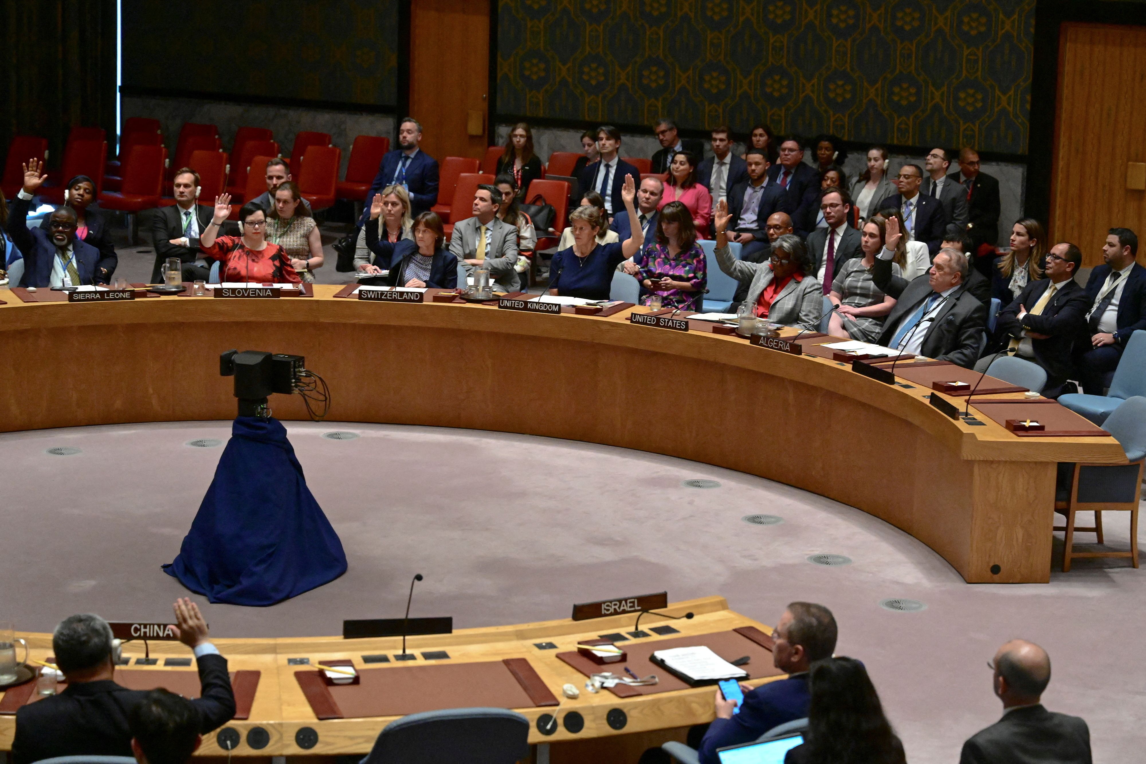 Members of the U.N. Security Council vote on a U.S.-drafted resolution backing a proposal outlined by U.S.President Joe Biden for a ceasefire between Israel and Palestinian militants Hamas in the Gaza Strip, at U.N. headquarters in New York City, U.S., June 10, 2024. REUTERS/Stephanie Keith/File Photo