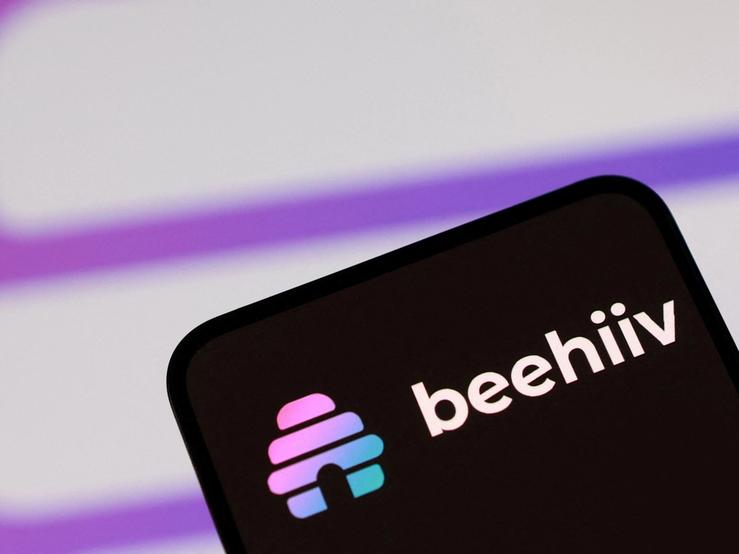 Beehiiv logo