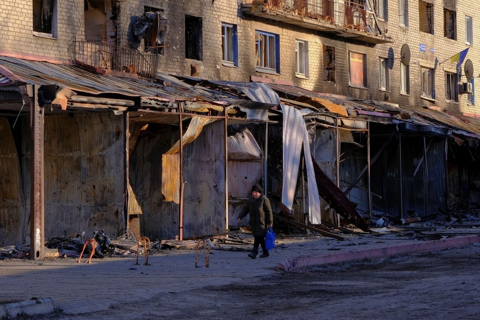 A photo showing the devastation in Siversk. 