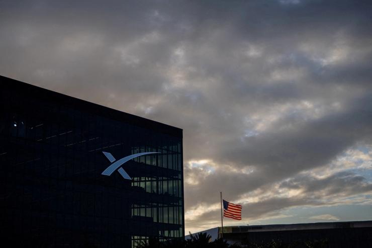 SpaceX logo.
