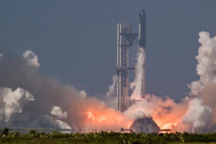 SpaceX rocket launch