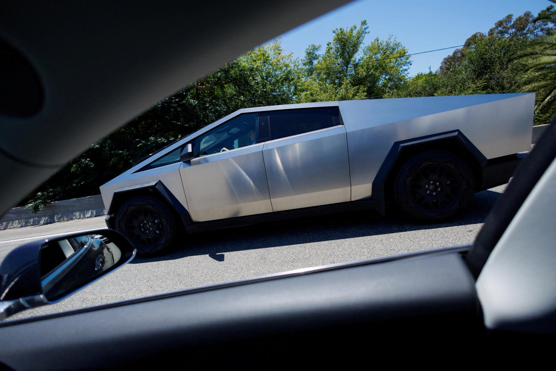 Tesla Cybertruck