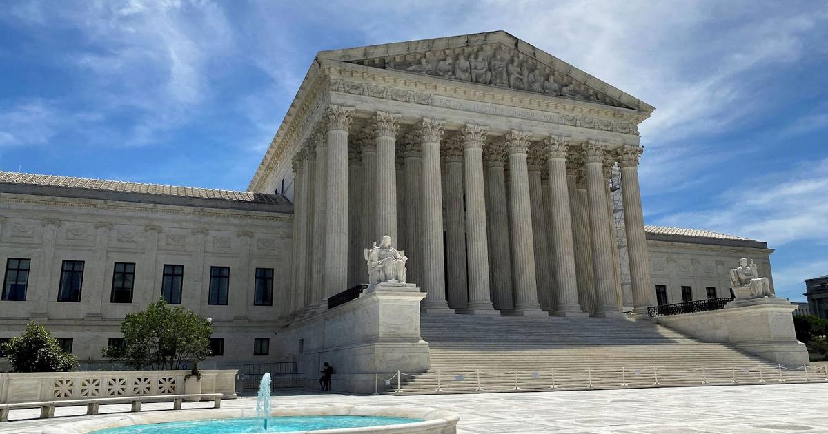 SCOTUS lifts block on federal firings