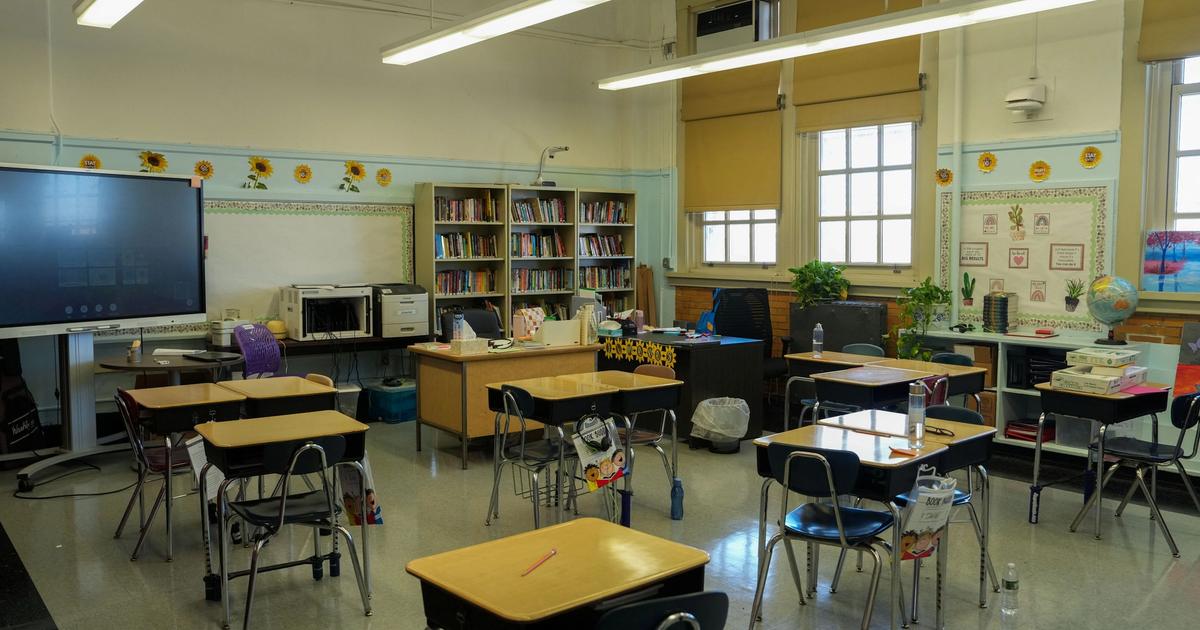Teachers aren't getting formal guidance on AI, poll finds