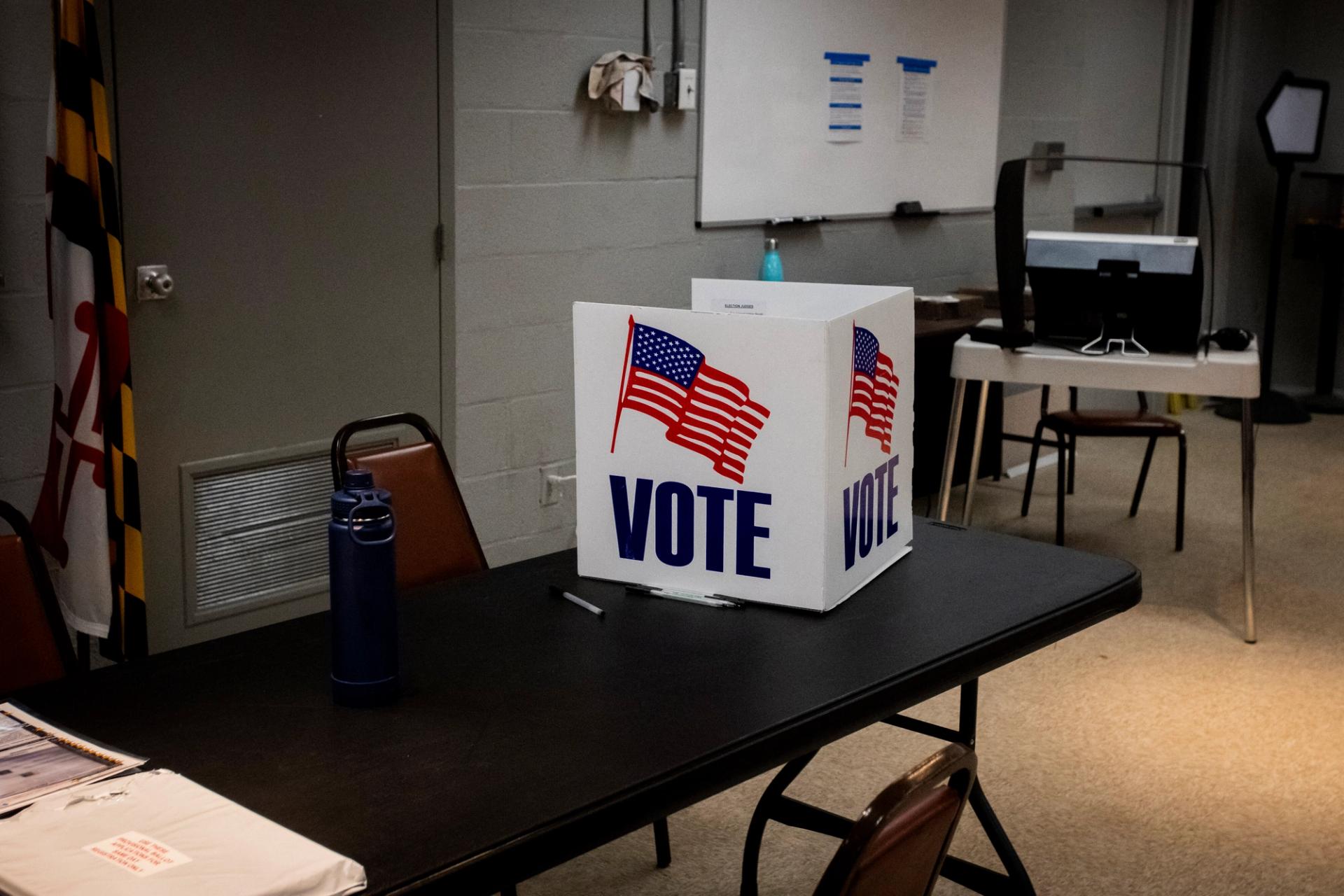 A voting station is set up at the Eastport Volunteer Fire Company in Annapolis, Maryland in 2022.