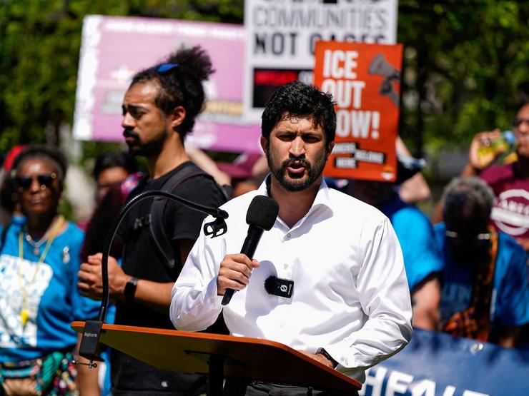 Greg Casar