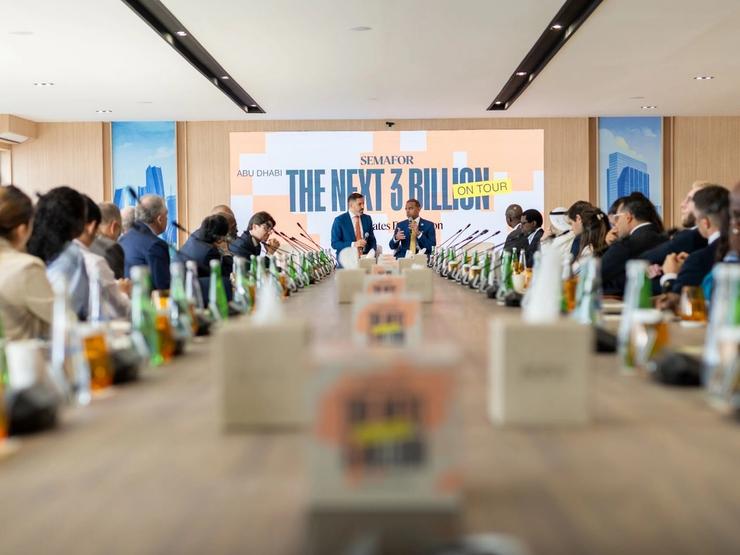 Lulu Financial Holdings’ Managing Director Adeeb Ahamed and Semafor’s Mohammed Sergie.