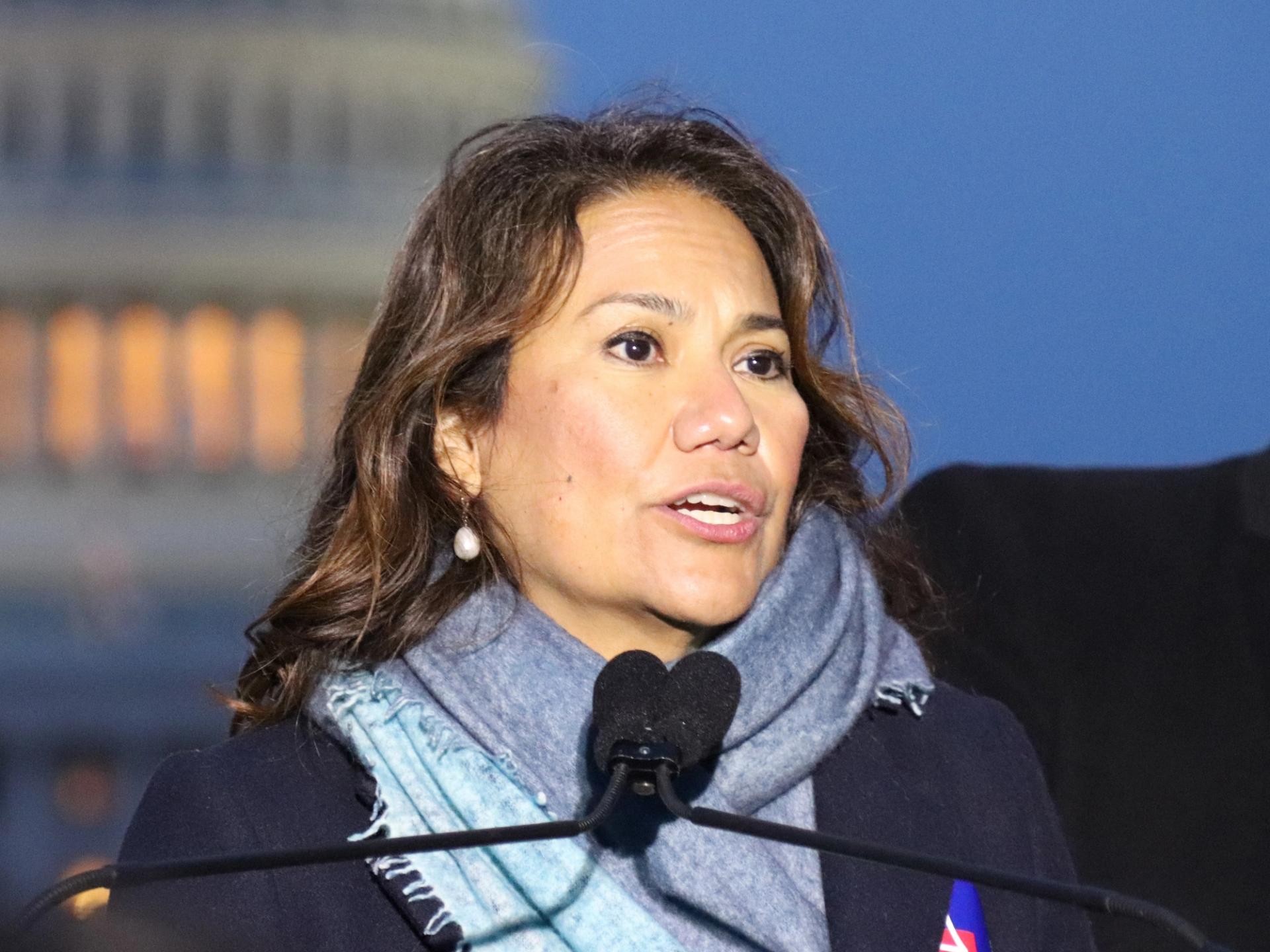 Veronica Escobar