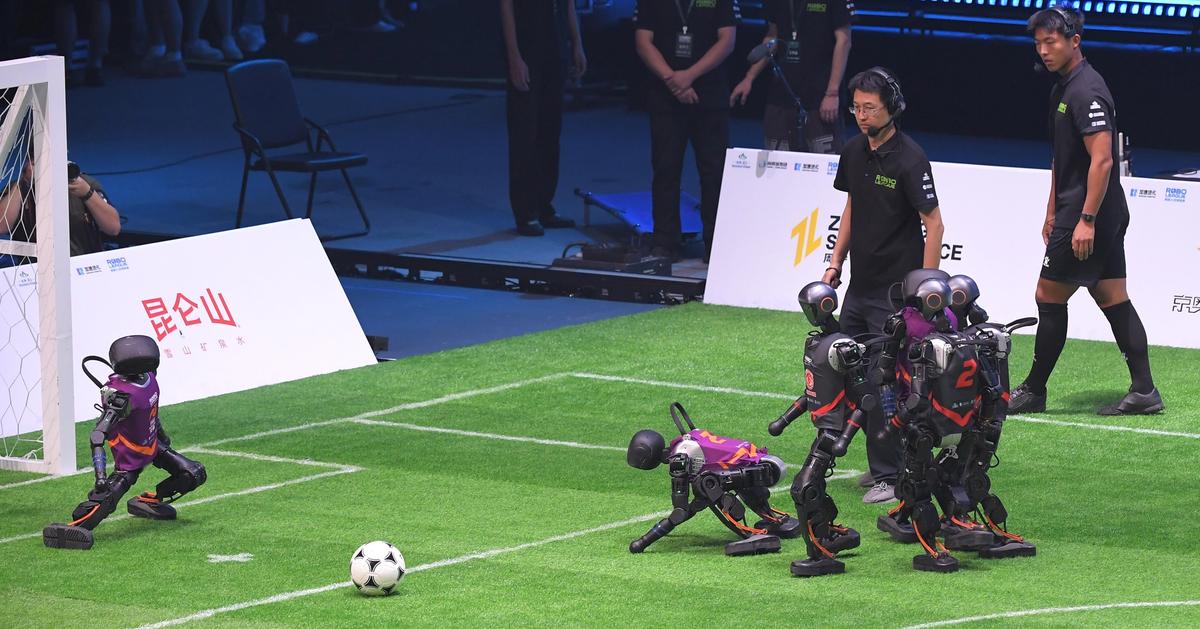 Chinese humanoid robots compete in autonomous soccer tournament