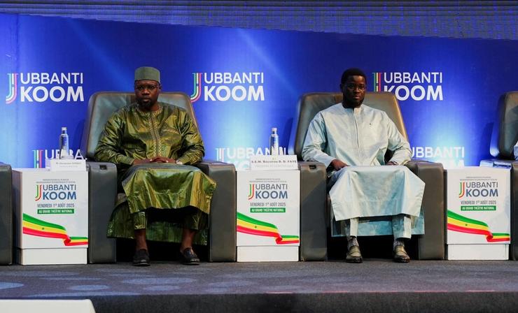 Ousmane Sonko (left) sits with Senegal’s President Bassirou Diomaye Faye
